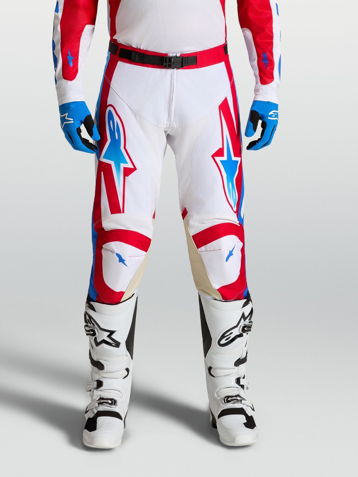 Tenue ALPINESTARS Racer Hunt blanc/rouge